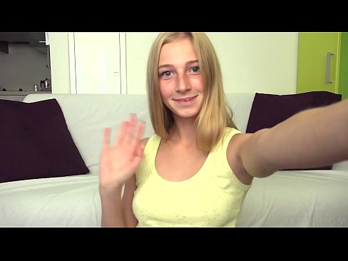 ❤️ Khi tôi buồn chán, tôi lười biếng thủ dâm âm hộ màu hồng của mình ️❌ Fucking video tại khiêu dâm% vi.wassell.ru% ﹏